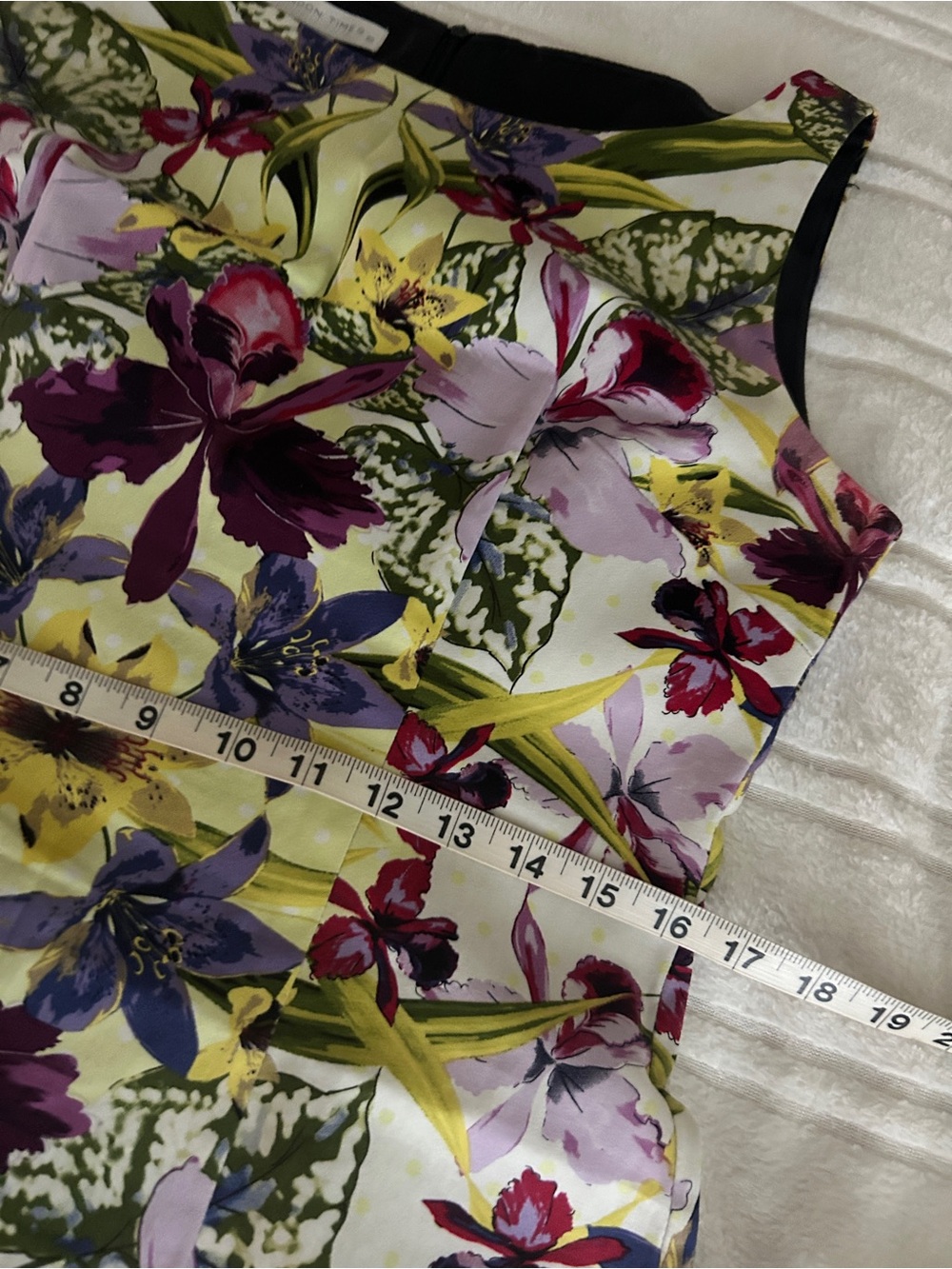 London Times Floral Shift Sleeveless Dress in Yellow, Purple, Green, Black - Picture 8 of 14